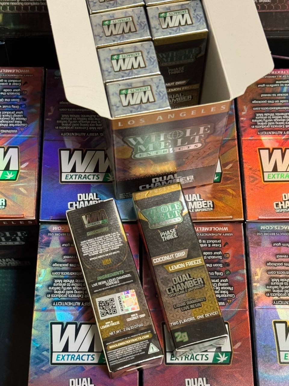 Whole Melt Extracts Phase 3 Dual Chamber 2g Disposable Vape – 100 Pack Whole Melt Extracts Phase 3 Dual Chamber 2g Disposable Vape – 100 Pack